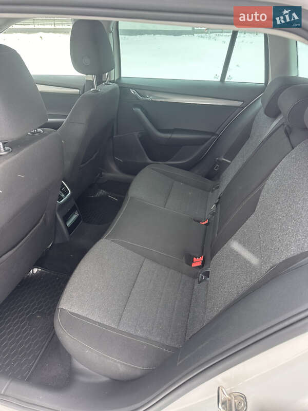 Универсал Skoda Octavia 2019 в Броварах