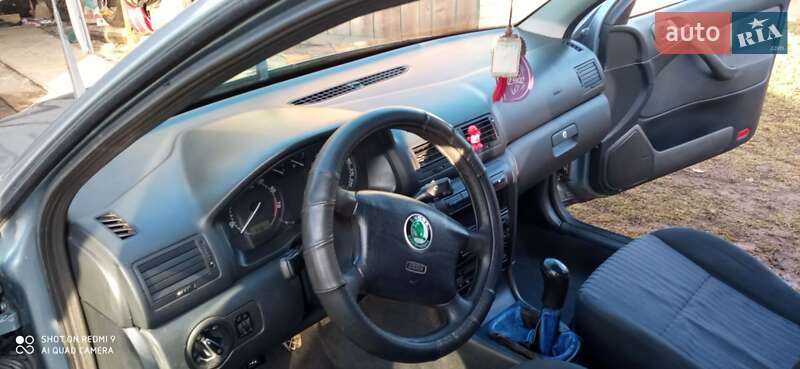 Ліфтбек Skoda Octavia 2003 в Долині