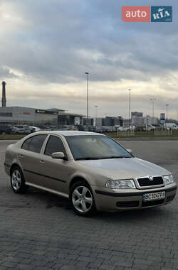 Лифтбек Skoda Octavia 2004 в Львове