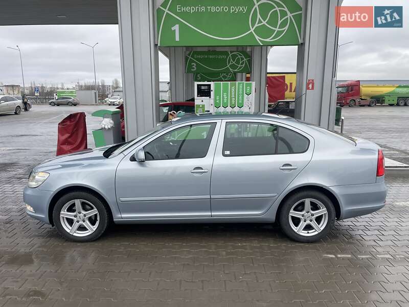 Ліфтбек Skoda Octavia 2009 в Луцьку