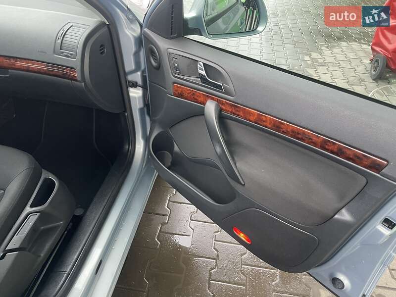 Ліфтбек Skoda Octavia 2009 в Луцьку