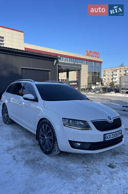 Универсал Skoda Octavia 2015 в Коростене