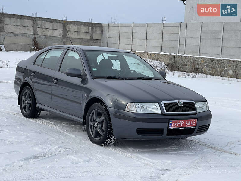 Лифтбек Skoda Octavia 2010 в Виннице