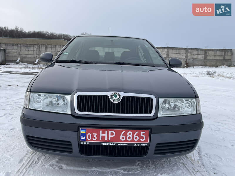 Лифтбек Skoda Octavia 2010 в Виннице