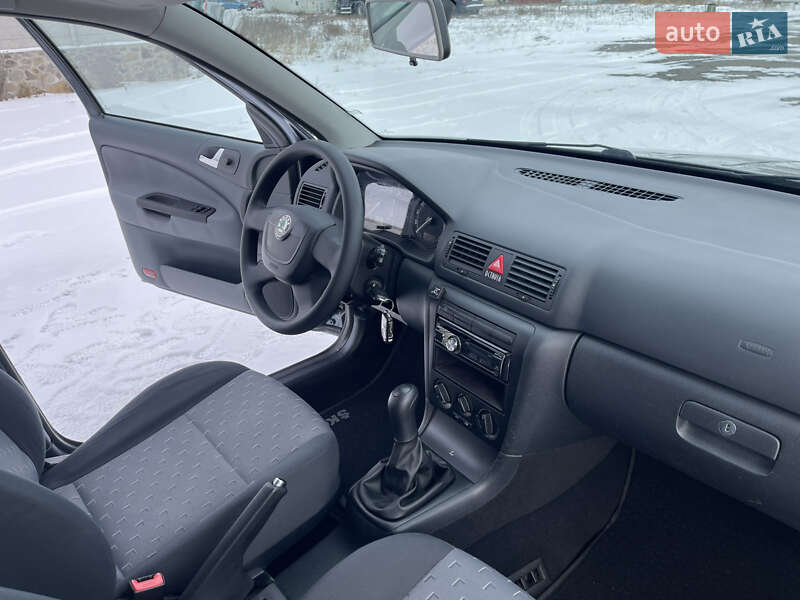 Лифтбек Skoda Octavia 2010 в Виннице