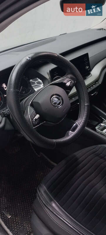 Лифтбек Skoda Octavia 2023 в Пятихатках фото 2 Лифтбек Skoda Octavia 2023 в Пятихатках