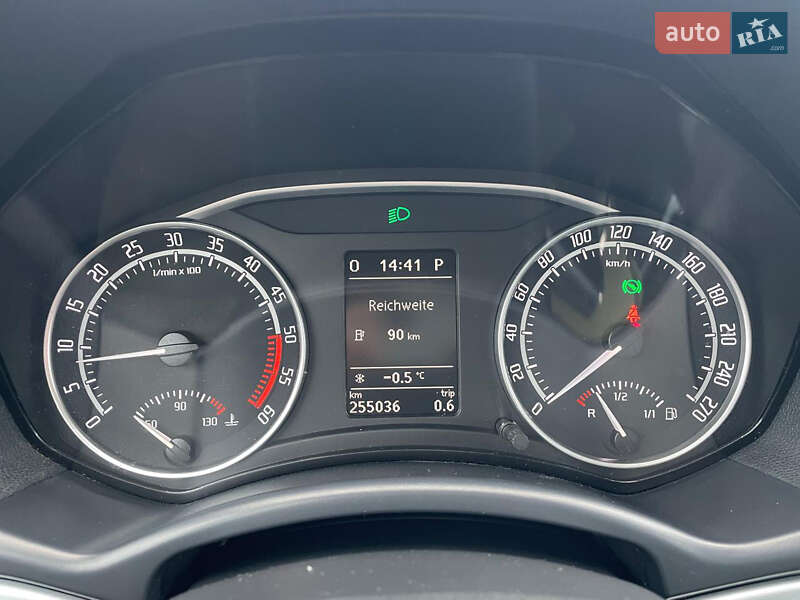 Универсал Skoda Octavia 2011 в Луцке