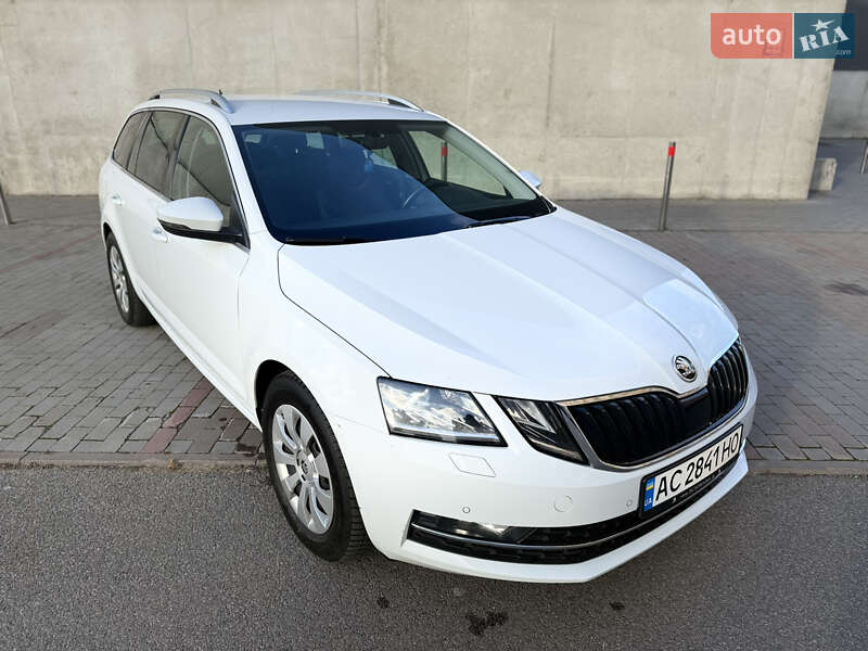 Универсал Skoda Octavia 2019 в Киеве фото 28 Универсал Skoda Octavia 2019 в Киеве