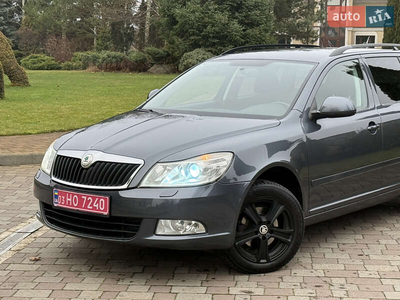 Універсал Skoda Octavia 2011 в Сарнах