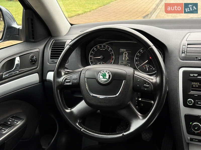 Універсал Skoda Octavia 2011 в Сарнах