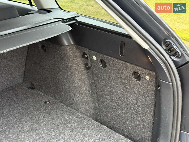 Універсал Skoda Octavia 2011 в Сарнах