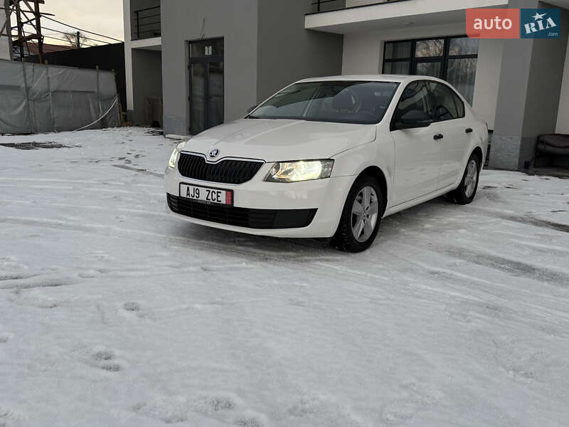 Лифтбек Skoda Octavia 2016 в Иршаве