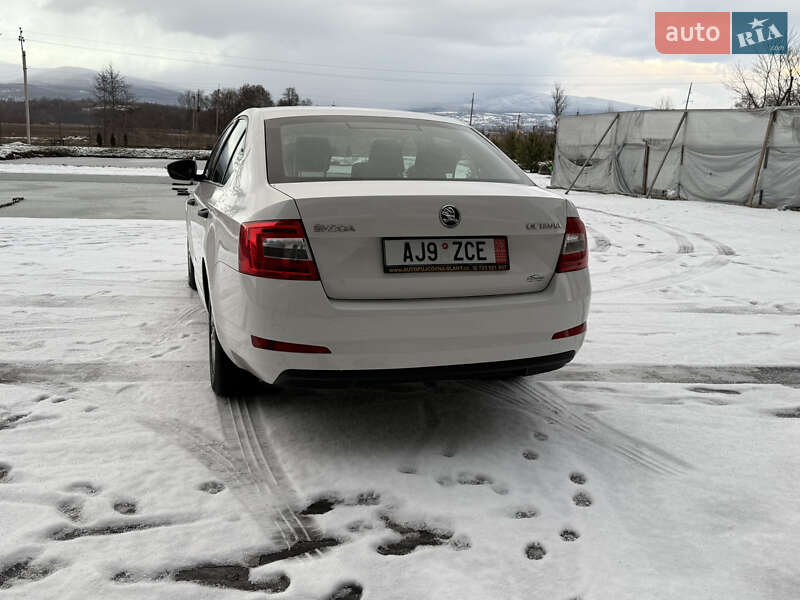 Лифтбек Skoda Octavia 2016 в Иршаве