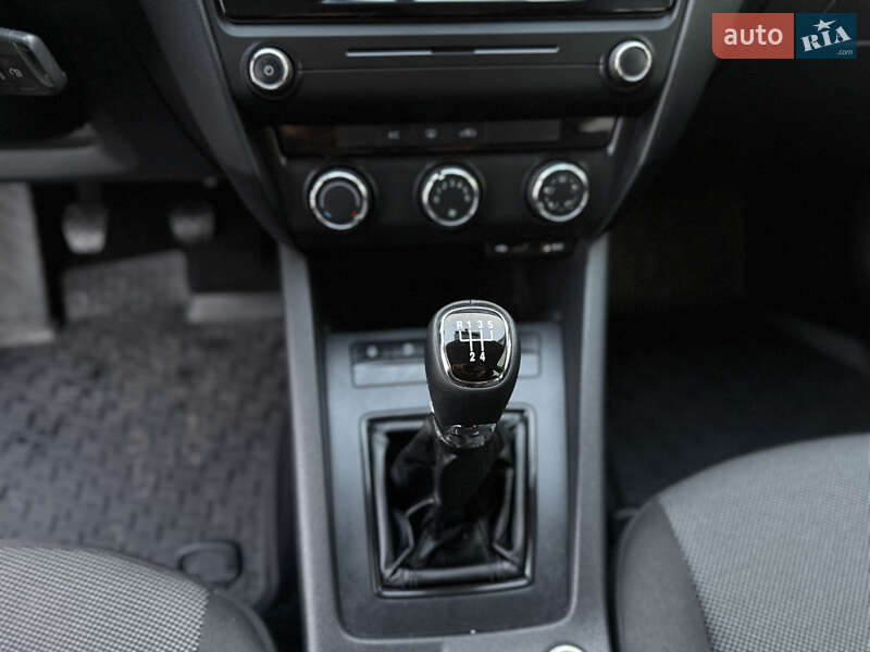 Лифтбек Skoda Octavia 2016 в Иршаве