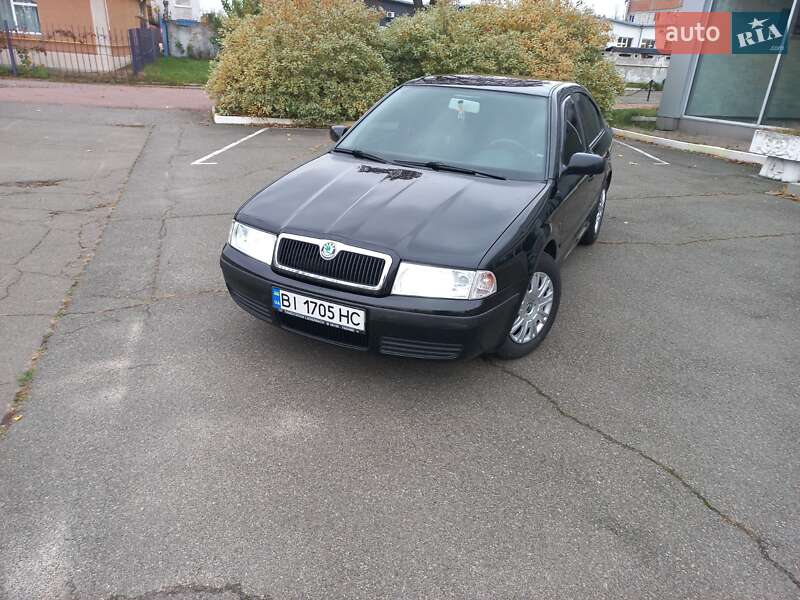 Лифтбек Skoda Octavia 2003 в Киеве