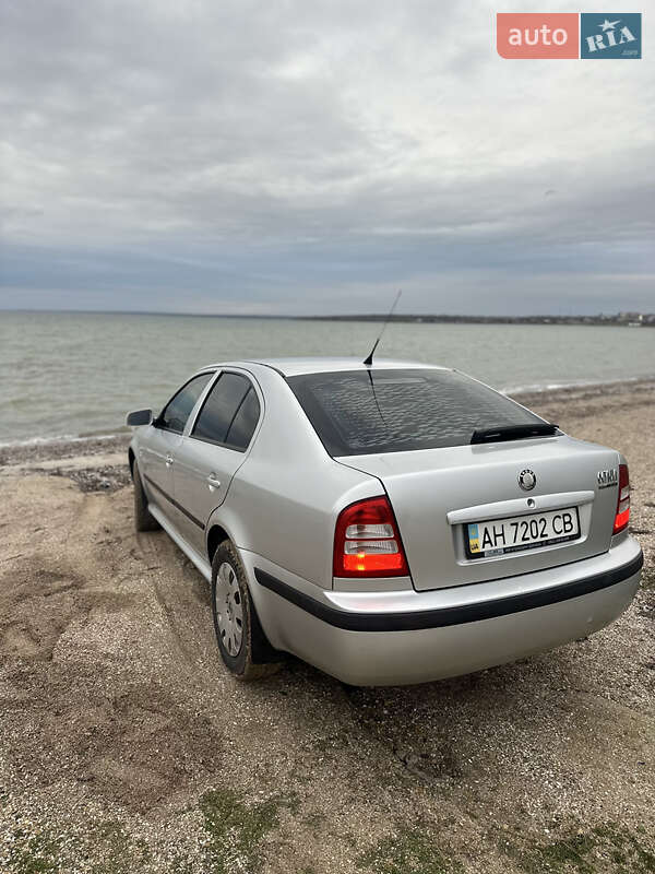 Лифтбек Skoda Octavia 2007 в Южном