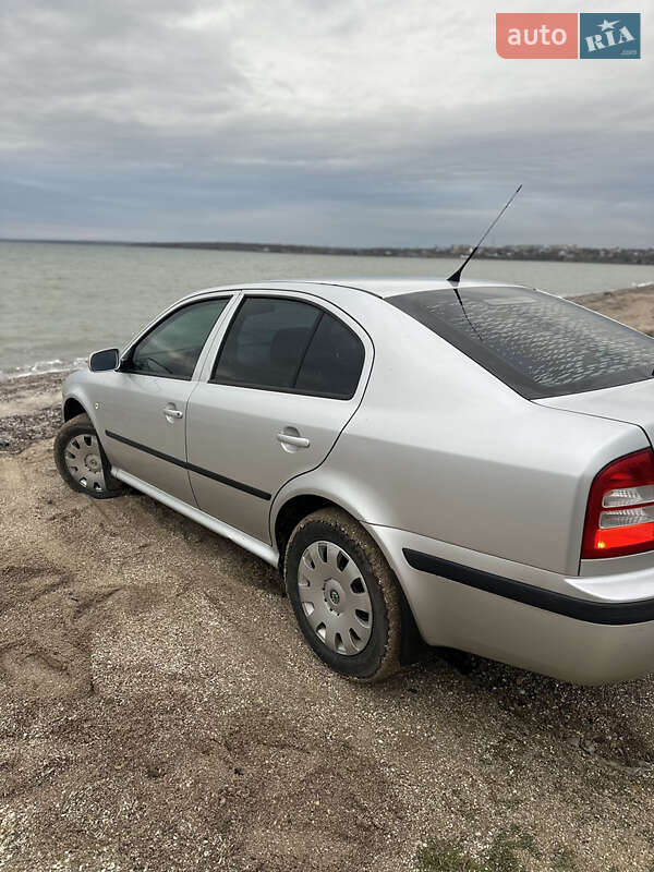 Лифтбек Skoda Octavia 2007 в Южном