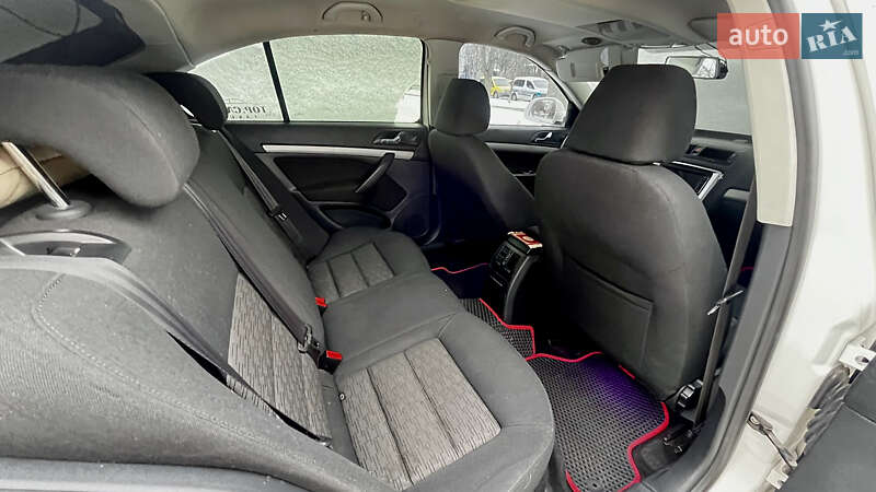 Лифтбек Skoda Octavia 2012 в Киеве