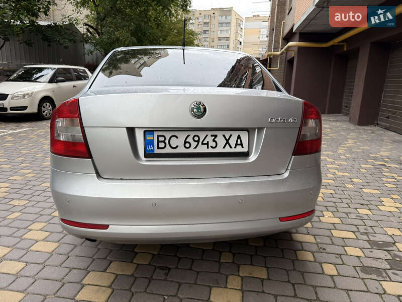 Лифтбек Skoda Octavia 2012 в Виннице