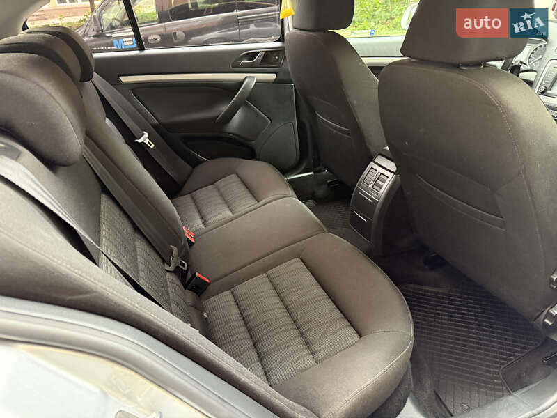 Лифтбек Skoda Octavia 2012 в Виннице