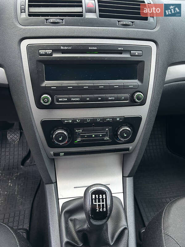 Універсал Skoda Octavia 2013 в Стрию фото 29 Універсал Skoda Octavia 2013 в Стрию