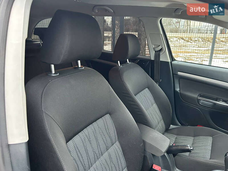 Універсал Skoda Octavia 2013 в Стрию фото 44 Універсал Skoda Octavia 2013 в Стрию