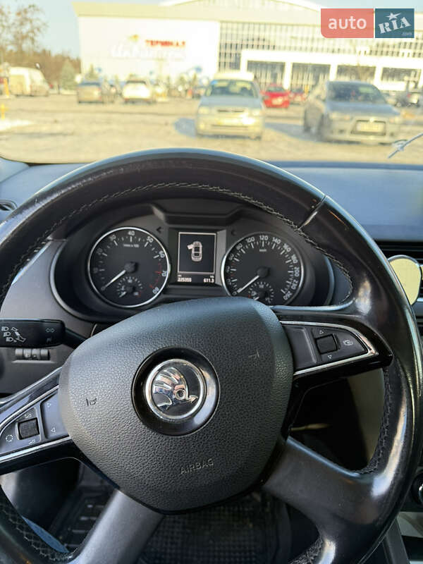 Лифтбек Skoda Octavia 2014 в Киеве фото 15 Лифтбек Skoda Octavia 2014 в Киеве