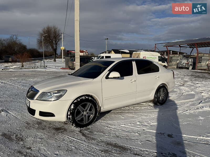 Ліфтбек Skoda Octavia 2011 в Городенці