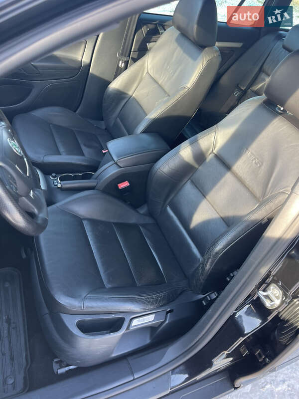 Универсал Skoda Octavia 2010 в Луцке