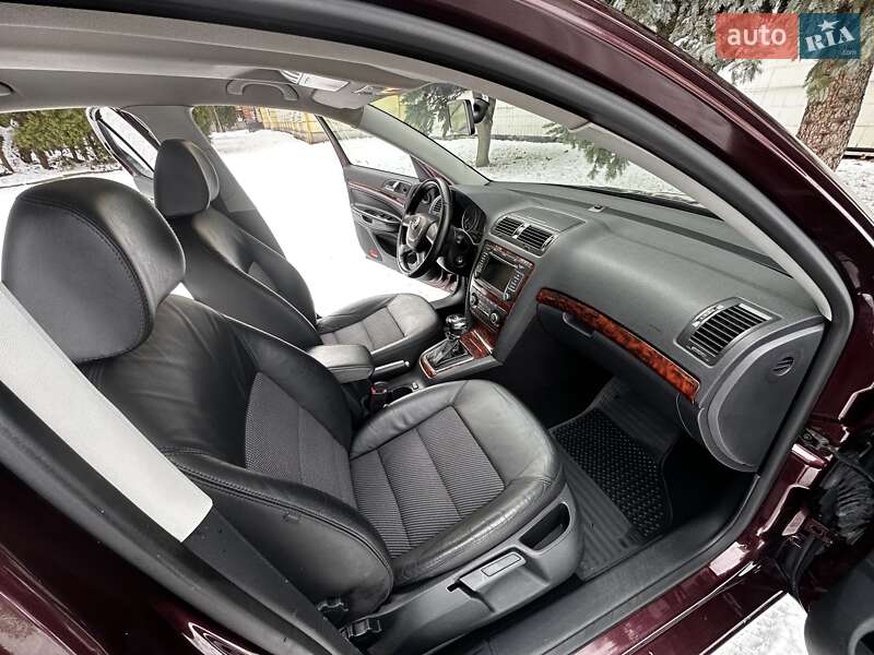 Лифтбек Skoda Octavia 2010 в Киеве фото 30 Лифтбек Skoda Octavia 2010 в Киеве