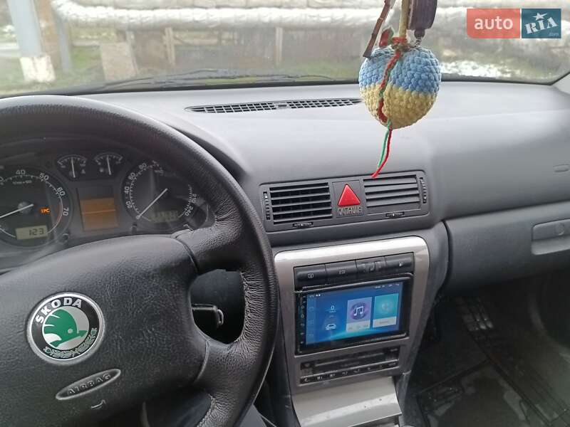 Универсал Skoda Octavia 2003 в Южноукраинске