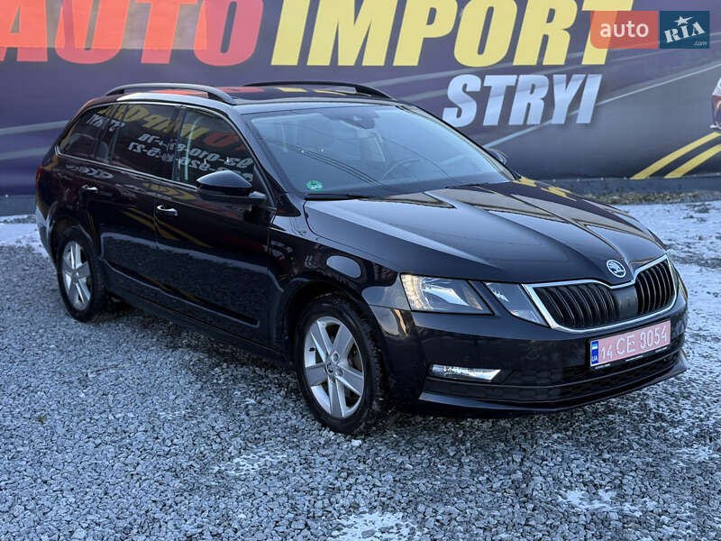 Универсал Skoda Octavia 2017 в Стрые
