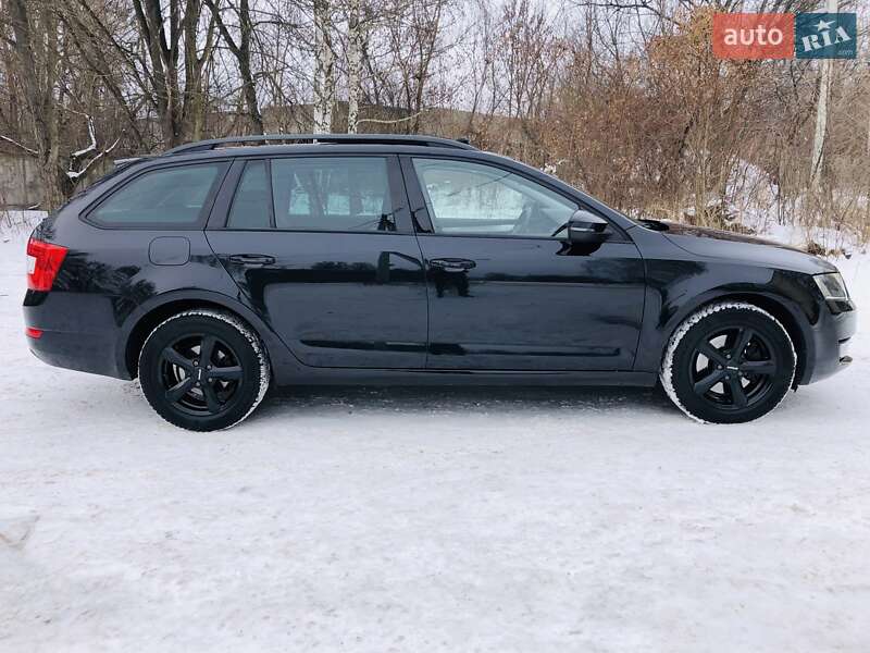 Универсал Skoda Octavia 2015 в Коростене