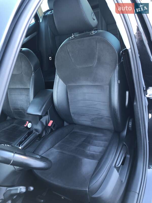 Универсал Skoda Octavia 2015 в Коростене