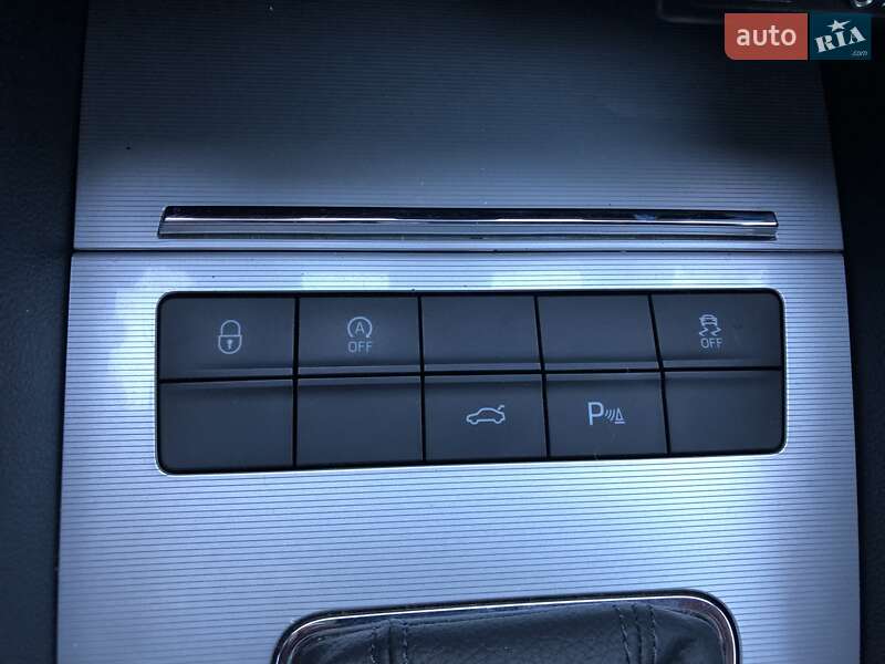 Универсал Skoda Octavia 2015 в Коростене