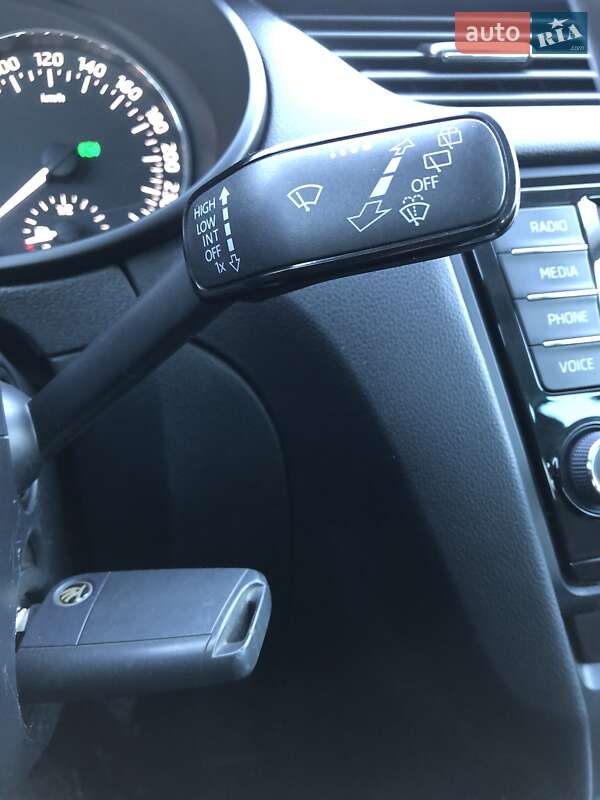 Универсал Skoda Octavia 2015 в Коростене