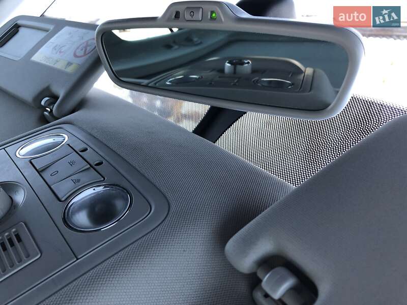 Универсал Skoda Octavia 2015 в Коростене