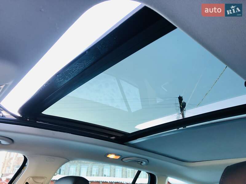 Универсал Skoda Octavia 2015 в Коростене