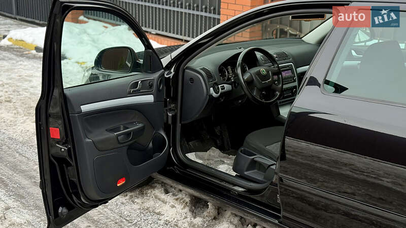Универсал Skoda Octavia 2010 в Александрие фото 10 Универсал Skoda Octavia 2010 в Александрие