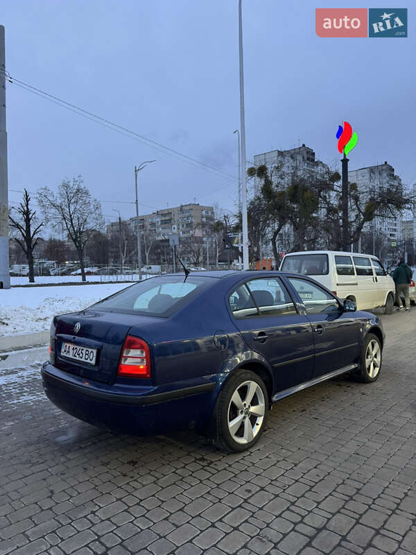 Лифтбек Skoda Octavia 2006 в Киеве