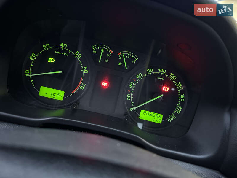 Лифтбек Skoda Octavia 2006 в Киеве