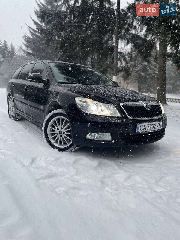 Универсал Skoda Octavia 2010 в Христиновке