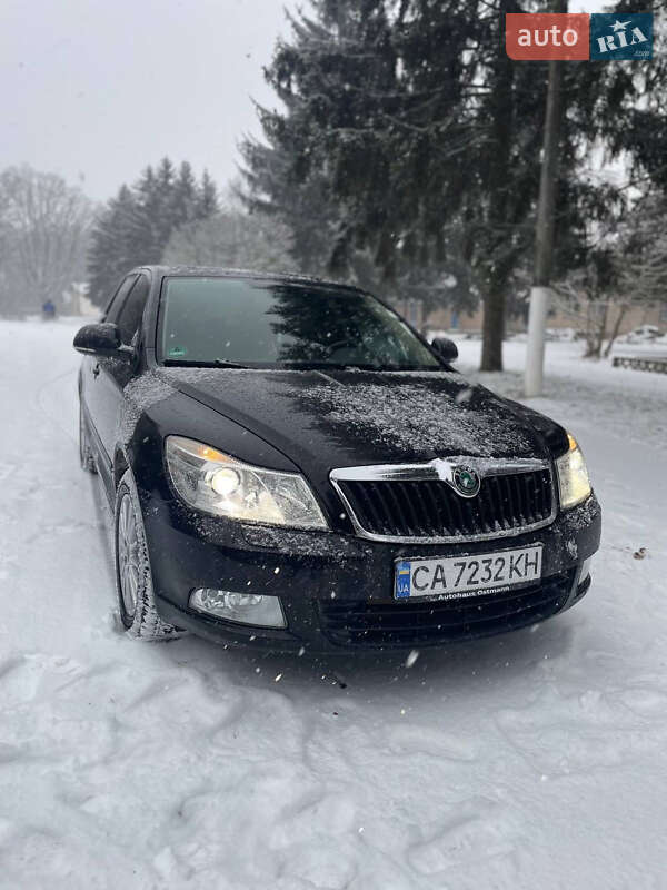 Универсал Skoda Octavia 2010 в Христиновке