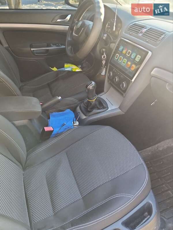 Лифтбек Skoda Octavia 2011 в Сумах