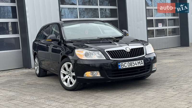 Універсал Skoda Octavia 2010 в Дрогобичі