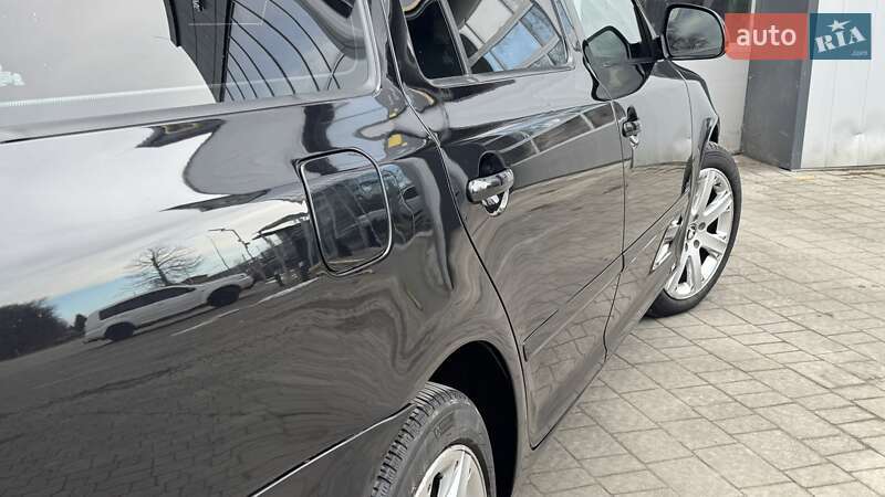 Універсал Skoda Octavia 2010 в Дрогобичі