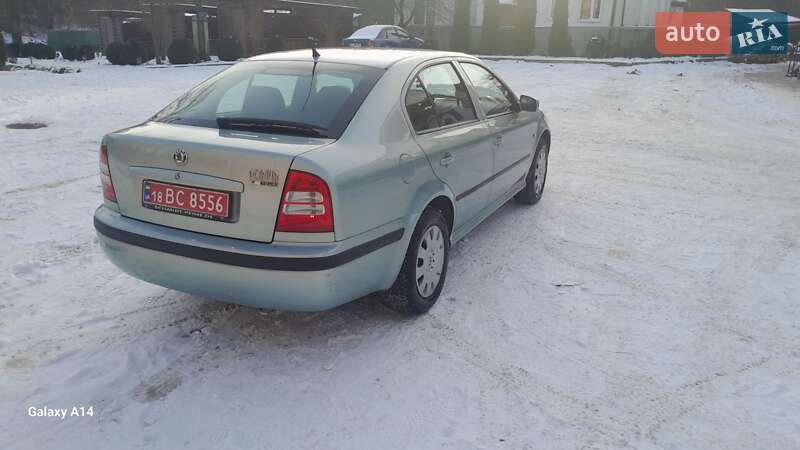 Лифтбек Skoda Octavia 2009 в Луцке