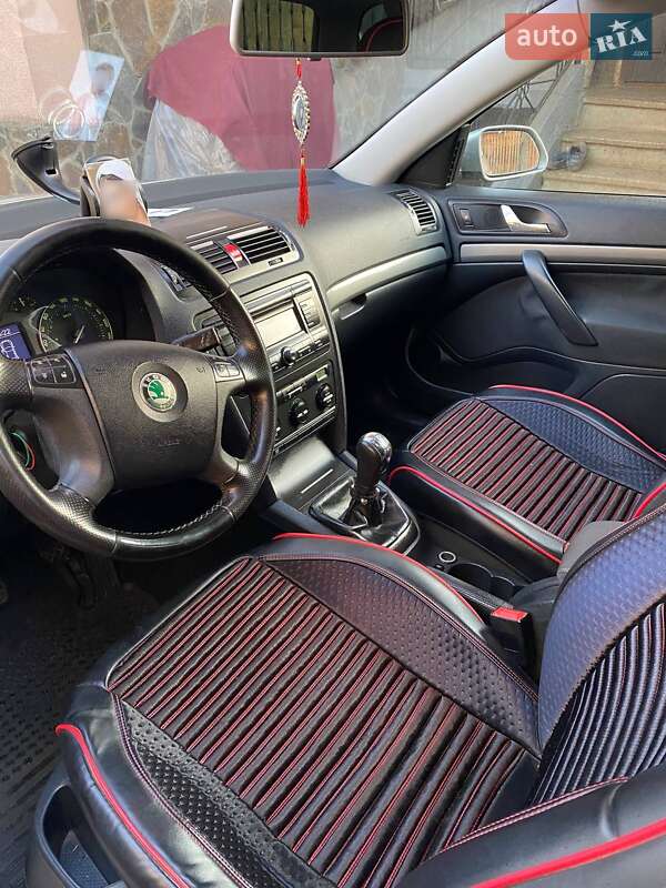 Универсал Skoda Octavia 2007 в Великом Березном