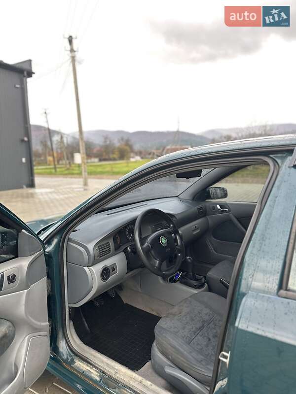 Лифтбек Skoda Octavia 1998 в Косове