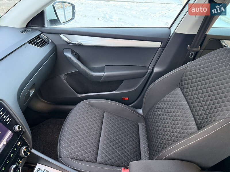 Универсал Skoda Octavia 2018 в Луцке фото 13 Универсал Skoda Octavia 2018 в Луцке